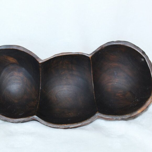 Vintage peanut shape fine wooden bowl carved animal print texture divided dish - Picture 4 of 10
